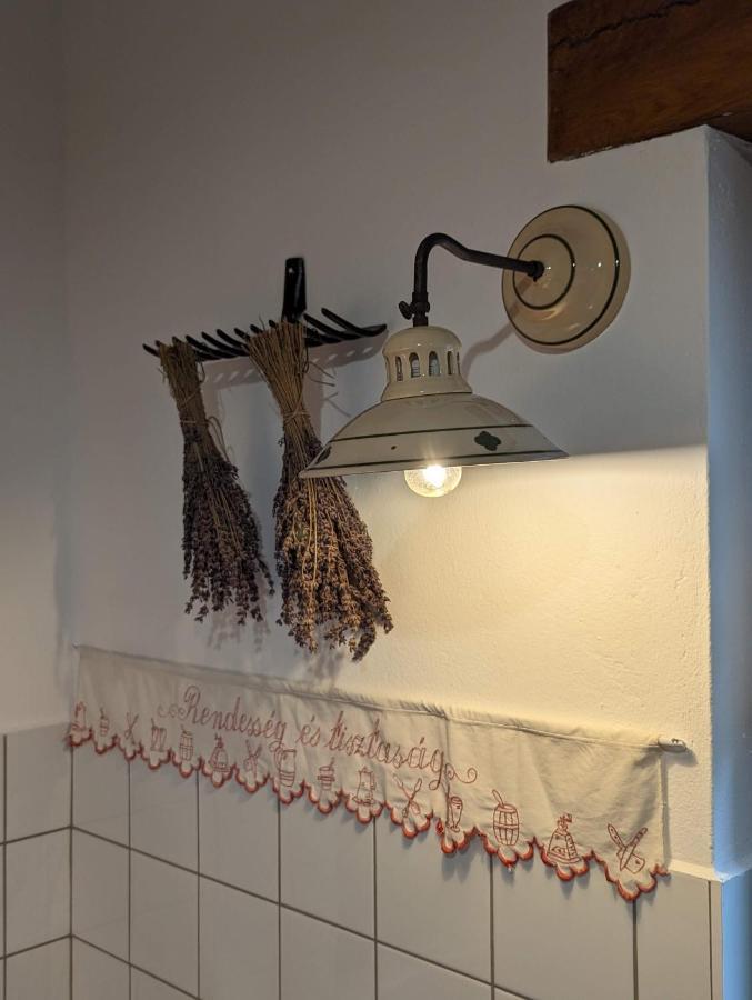 Appartement Kosbor Monoszlo
